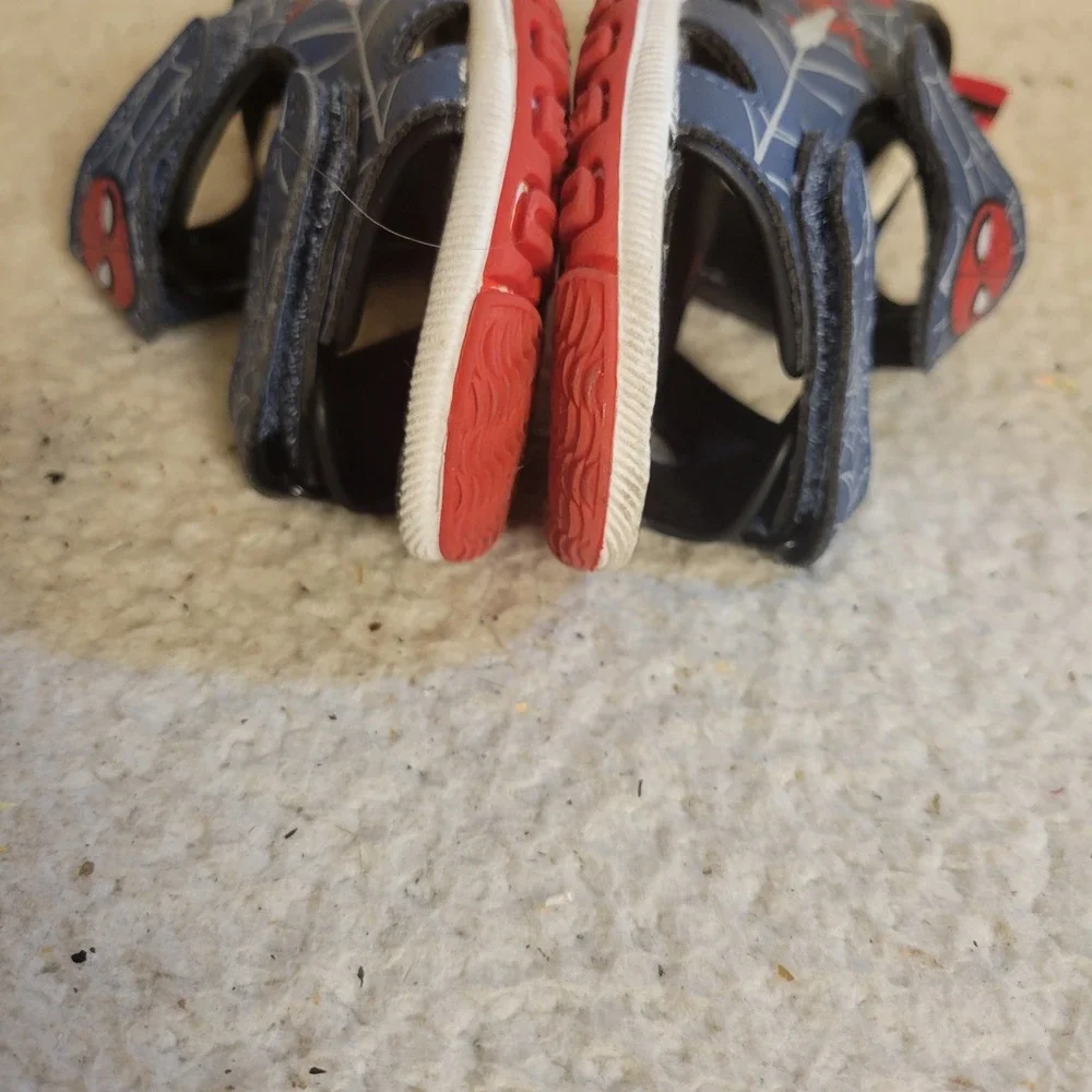 Marvel Spider-Man Sandals Boys 10 Blue Red Good Superhero Web Graphic D7022